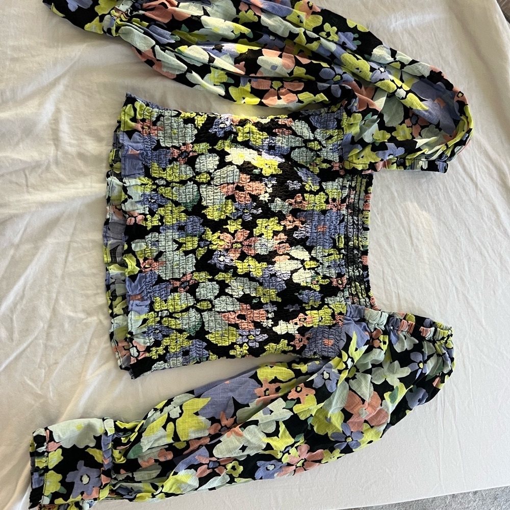 free people Floral Smocked Top with Puff Sleeves size small